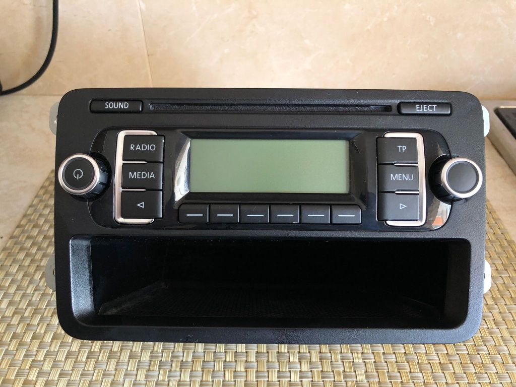 Radio CD MP3 VW /Skoda/ Seat/