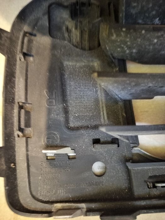 Десен бъбрек BMW X1 F48 / БМВ Х1 Ф48