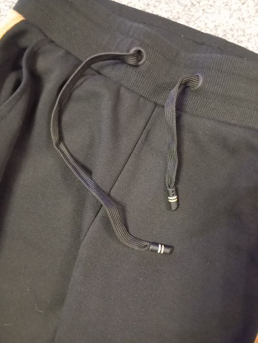 Чисто ново долнище