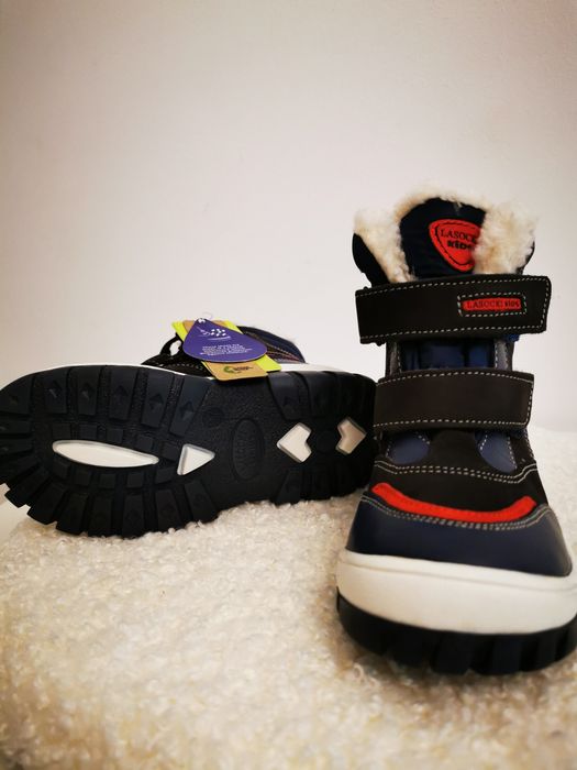 Ghete NOI imblanite Lasocki măsura 27