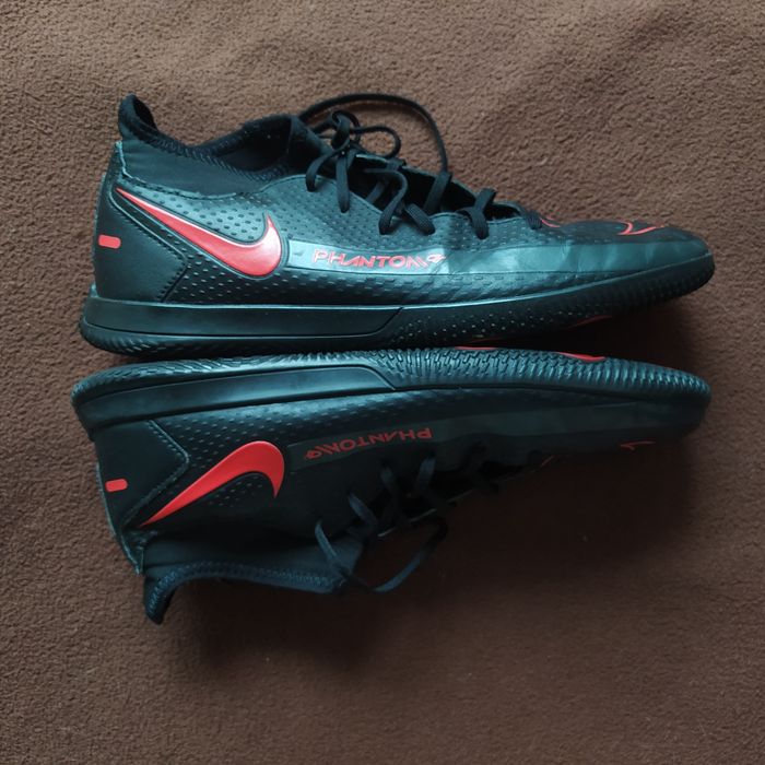 Nike Phantom Football Shoes