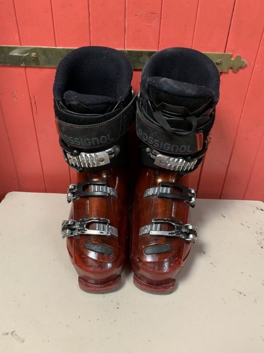 Clapari ski schi Rossignol EVO R marime EUR:41 Mondo:26.5 308mm 3clape