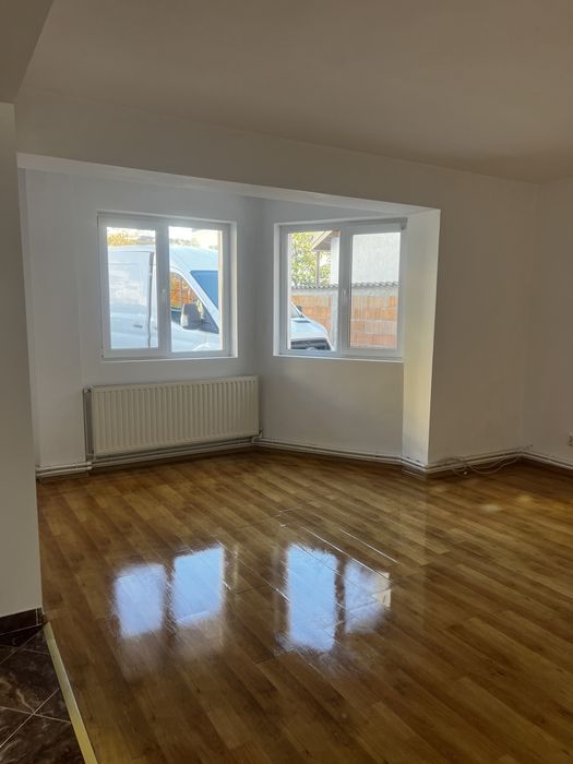 Apartament 3 camere, Parter-Zona Sucpi, Lăpuș, Decebal