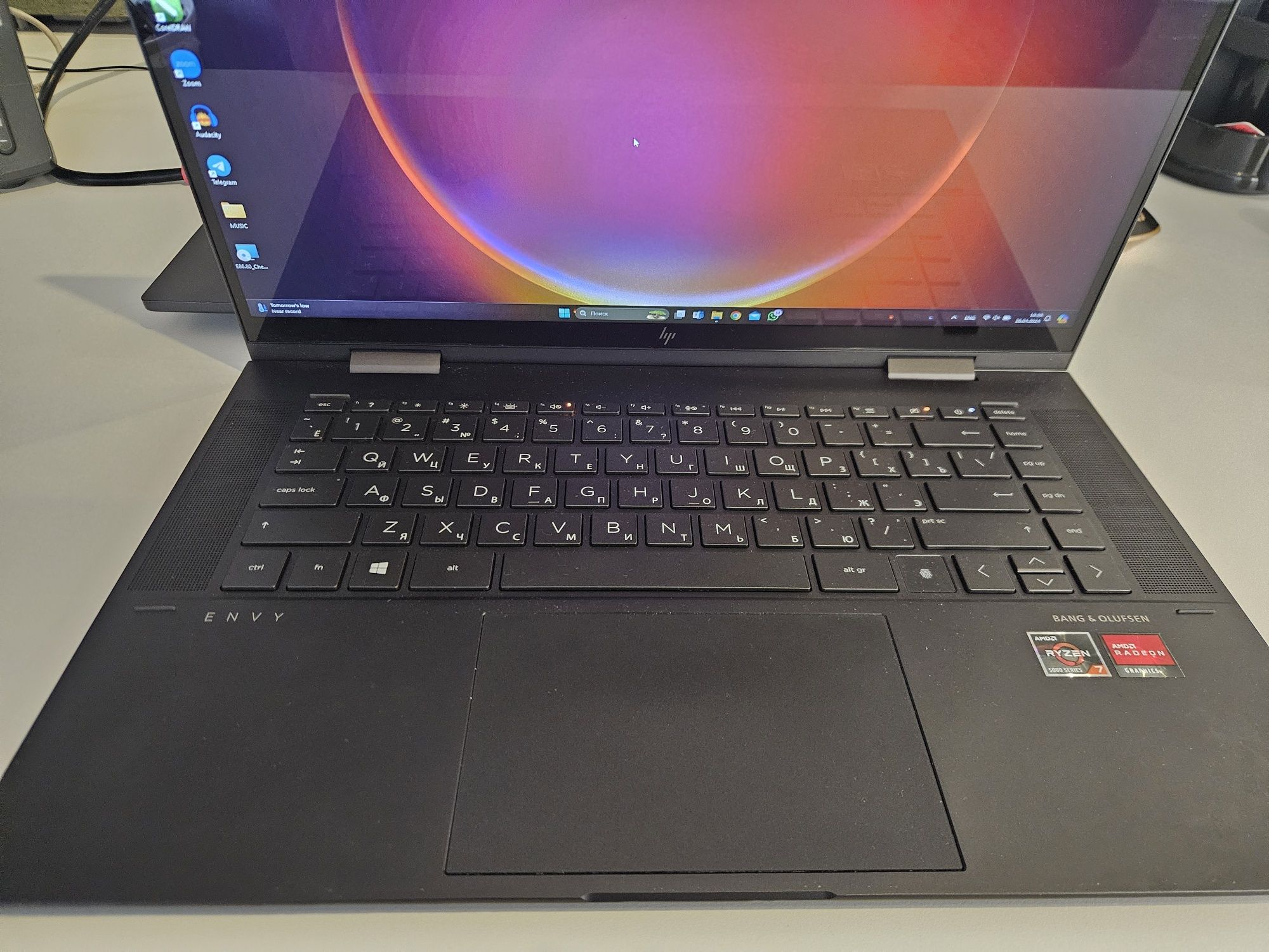 Ноутбук HP Envy x360