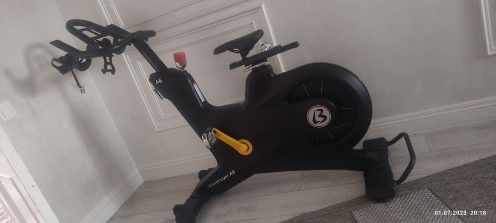 Велотренажер Challenger AG