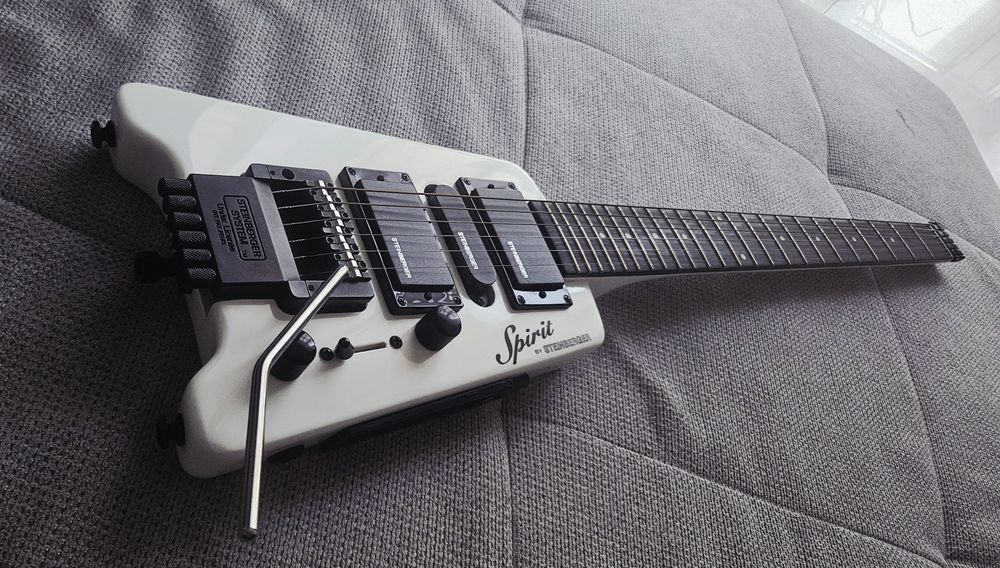 Steinberger Spirit GT-PRO Deluxe White Headless китара

Headless кита