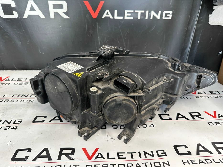 Фар фарове ляв десен Audi A4 B8.5 ксенон far farove Ауди А4 Б8.5 xenon