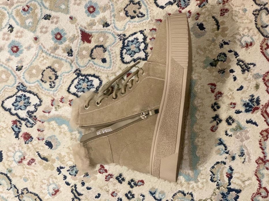 Продам обувь, зимнюю