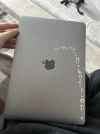 MacBook  2021 года