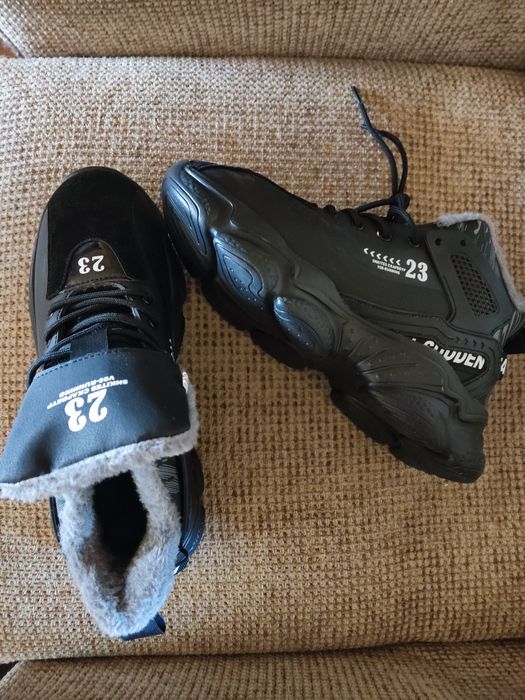 Зимни мъжки маратонки