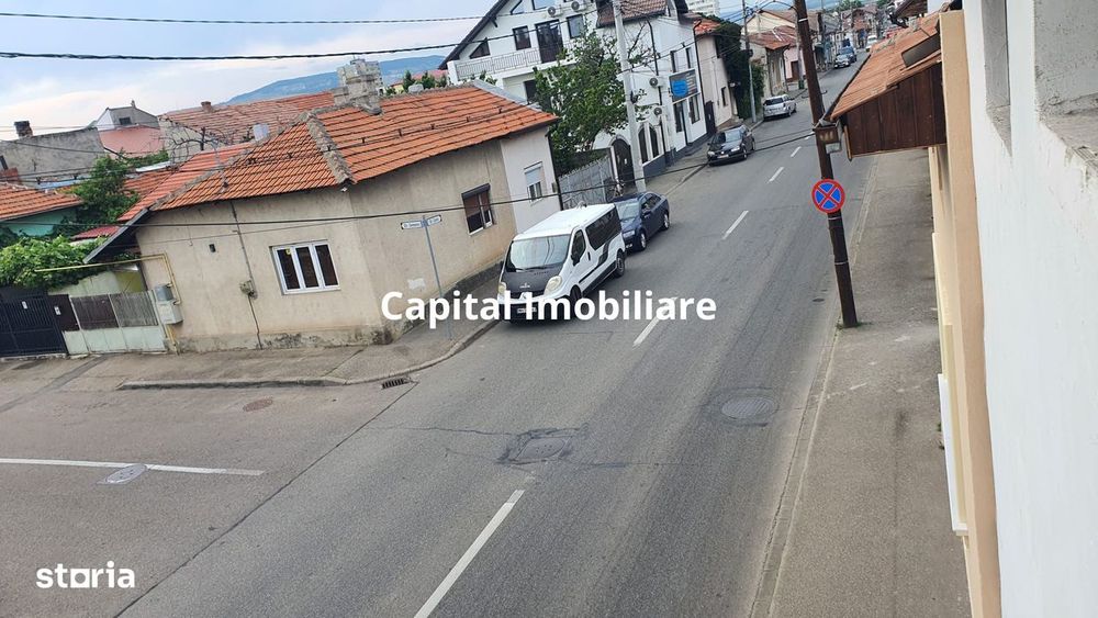 Casă duplex 5 camere/ Spatiu Comercial