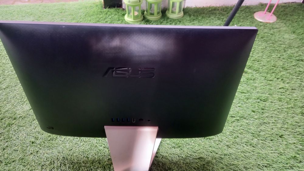 Monitoare Acer si Asus
