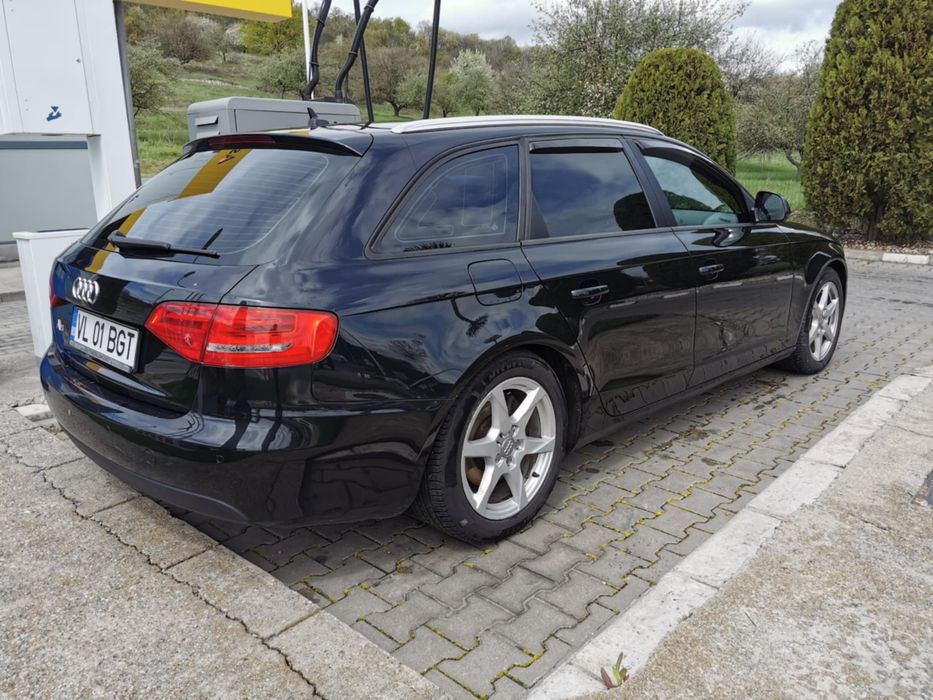 Audi A 4 B 8, model EXCLUSIV, hidramata, motor 2.0 CAGA 143 cai