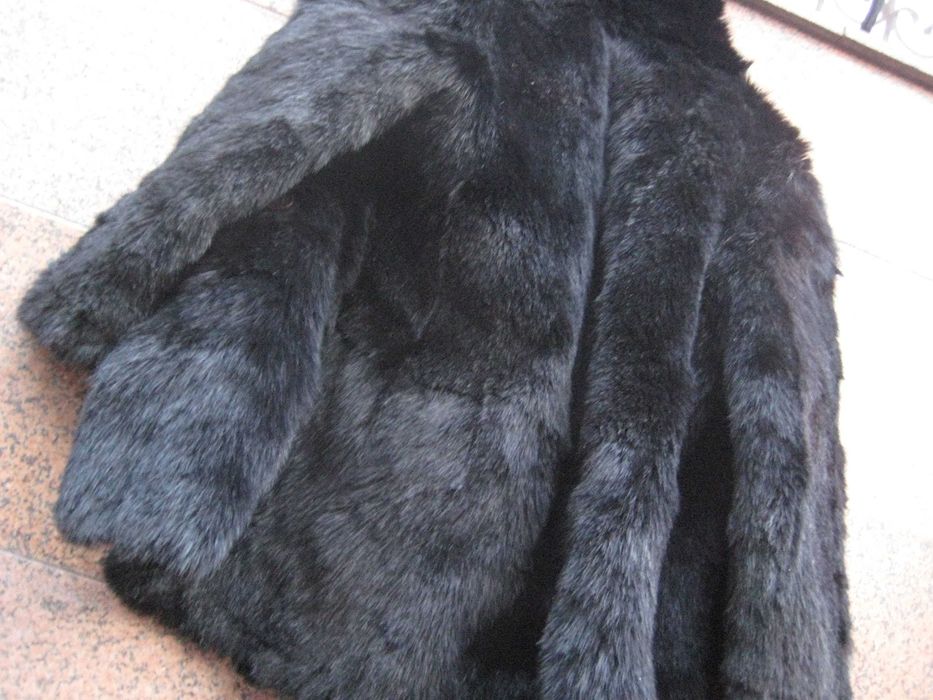 Старинная СССР Шуба на переделку Черная Шикарный мех типа медведя
