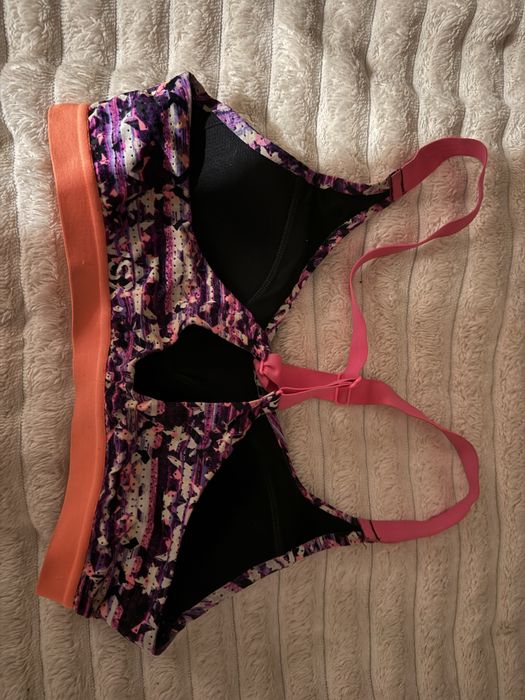 Victoria secret бюстие