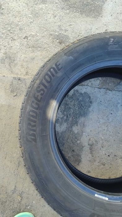 Vând anvelope DUSTER în stare foarte bună