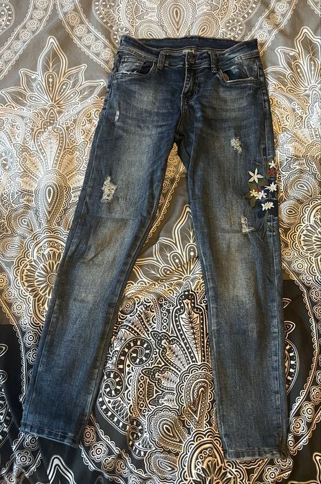 Дънки и долнище различни размери