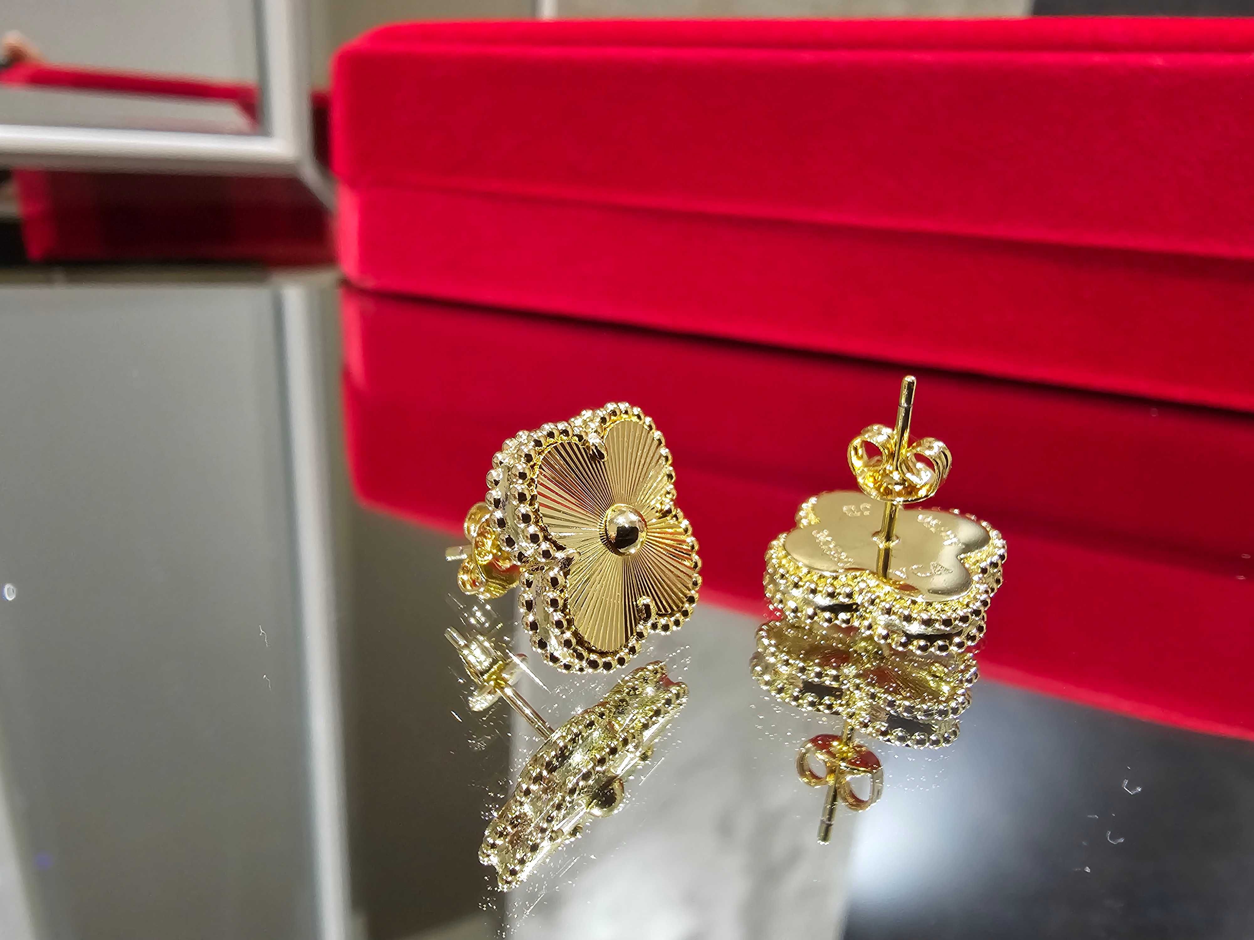 Van Cleef & Arpels VCA Gold Vintage Alhambra Clover Дамски Обеци