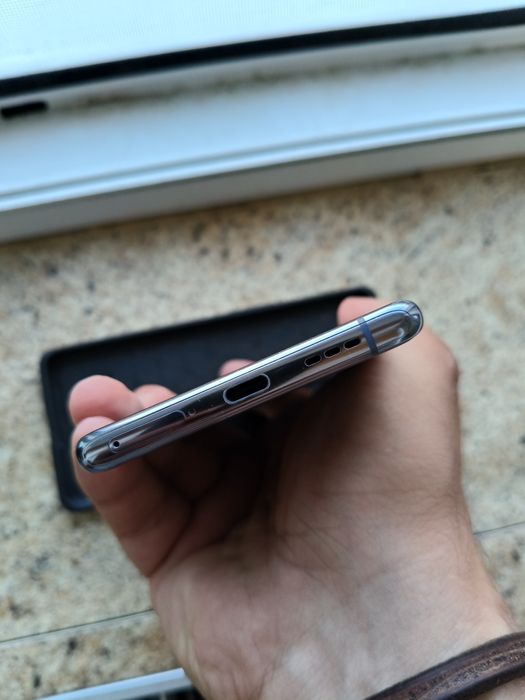 Vând oppo reno6 pro