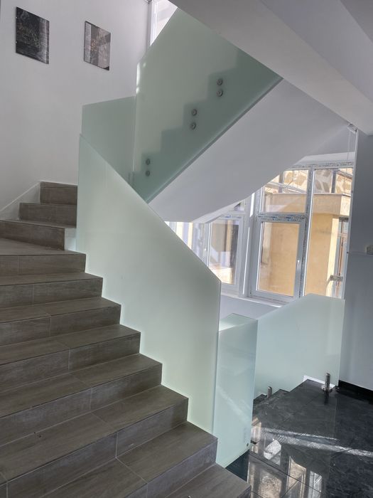 Balustrade din sticla securizata