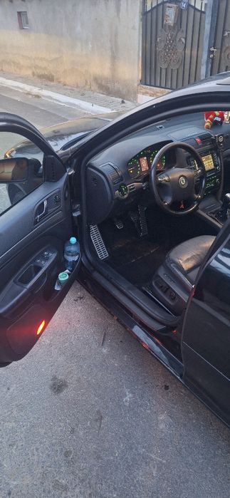 Skoda octavia  2