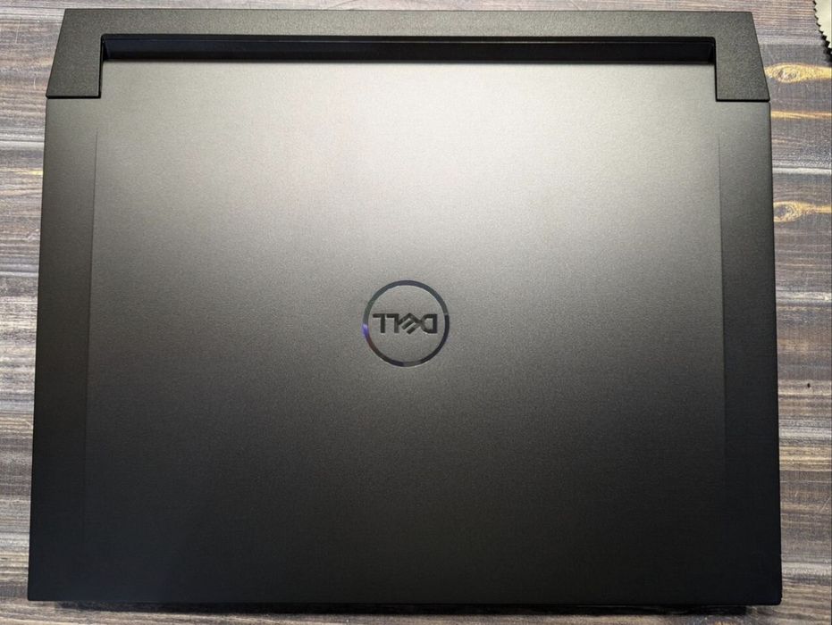 Dell G16, 13900hx, 4070, 16gb, 1tb, usa
