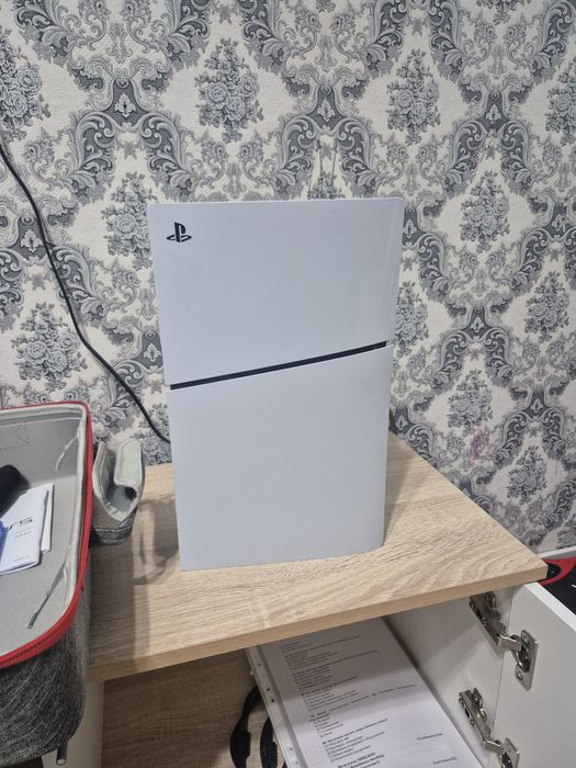 Продам ps.5 в отличном состоянии