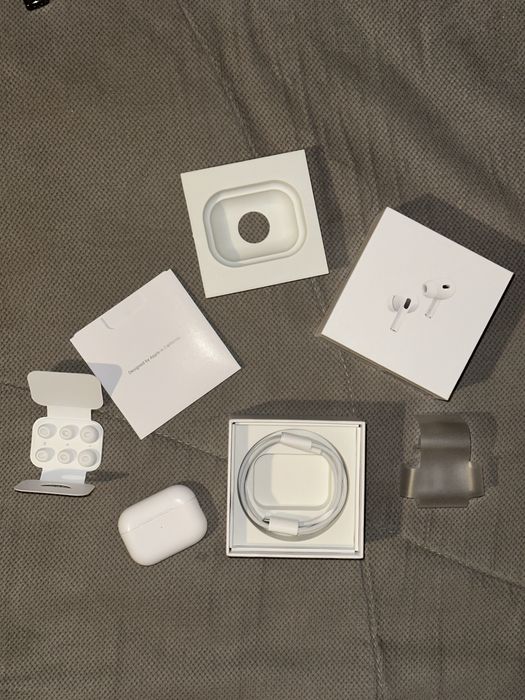 AirPods Pro 2nd Gen Magsafe
