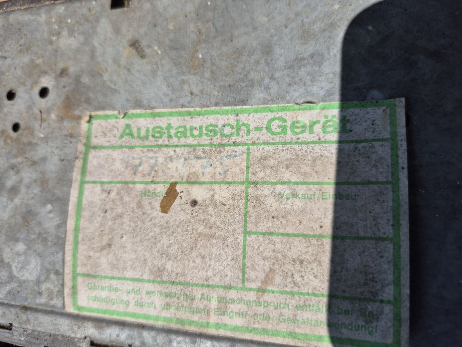 Vand Radio auto,marca Blaupunkt model auto ,made in Germany 

- HQ

-