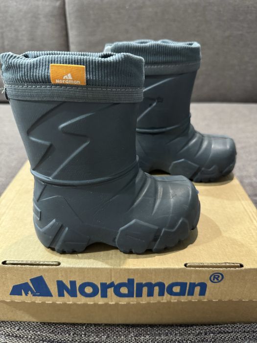 Продам детские резиновые сапоги nordman