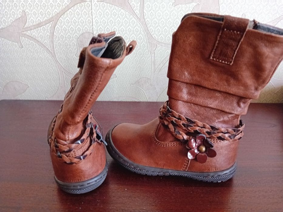 Бебешки ботуши от естествена кожа