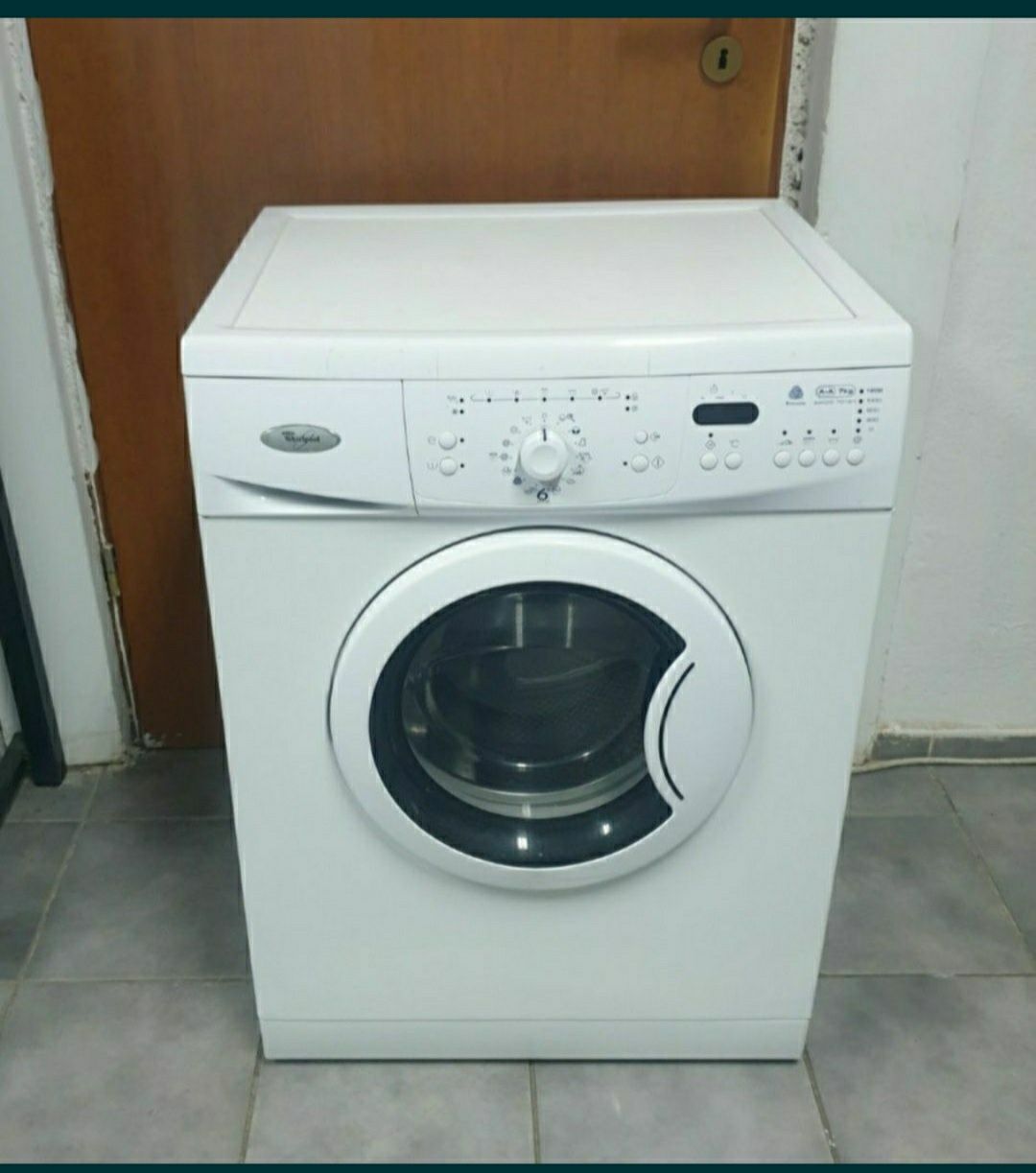 Masina de spălat rufe Whirlpool, wmp 55204 a++