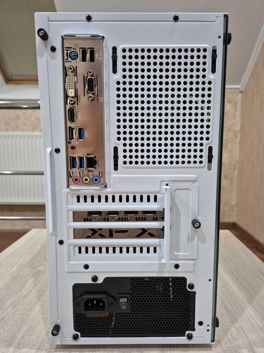 Calculator gaming: RX 5700XT, Ryzen 5 5600, 16GB RAM, 500GB M.2