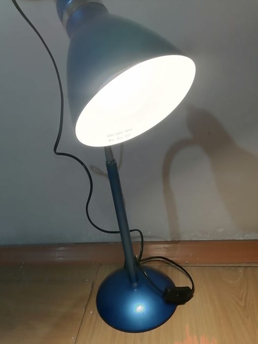 Нощна лампа запазена