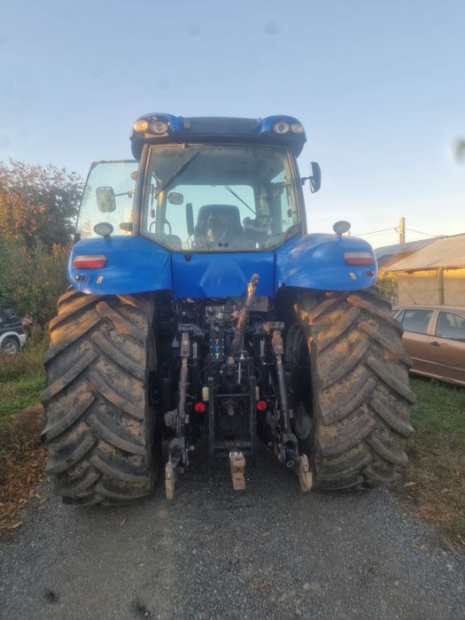 New holland t8 390