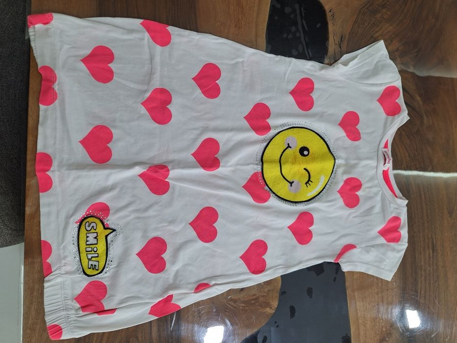 Подарявам детски дрехи