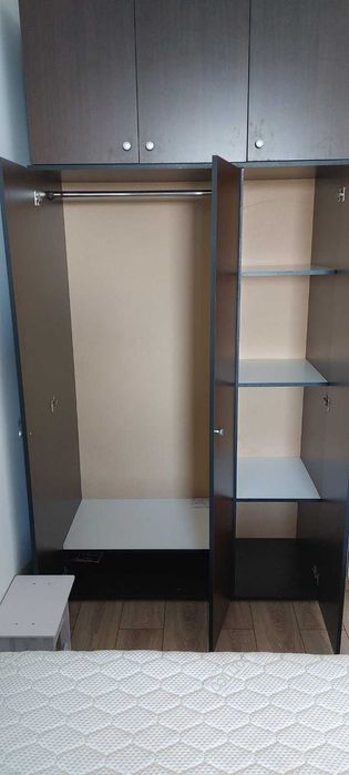 Малко използвано обзавеждане-диван, тв. шкав, гардероб