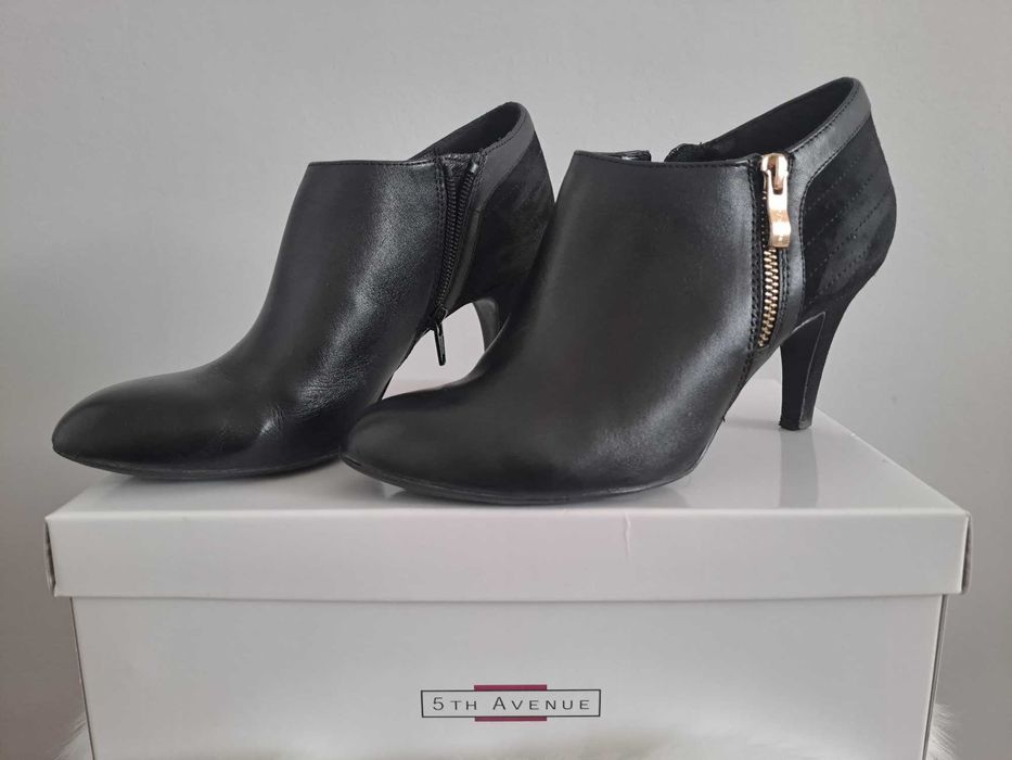 Pantofi cu toc pentru toamnă