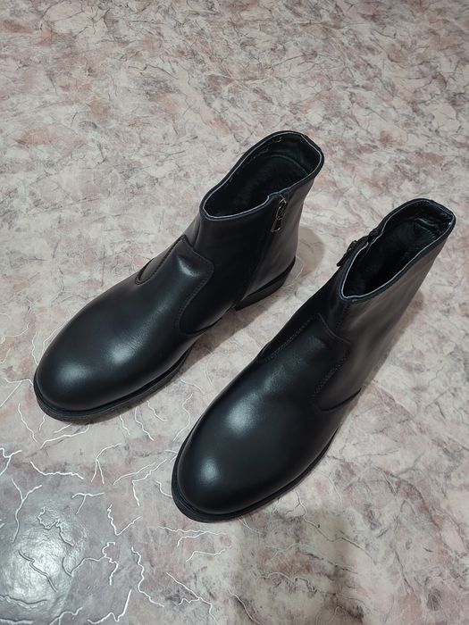 Продам новые полусапоги мужские