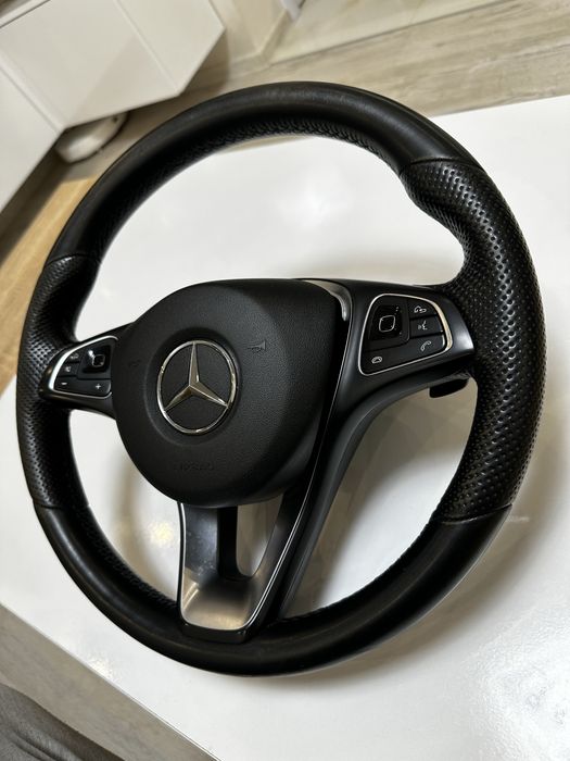 Волан Mercedes-Benz E класа W213