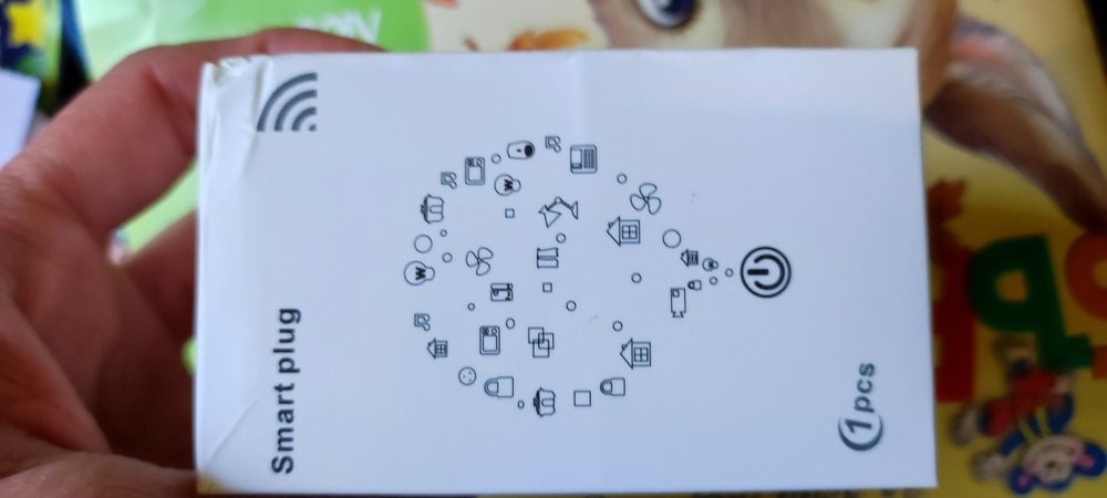 Смарт контакт за дистанционно включване на уреди