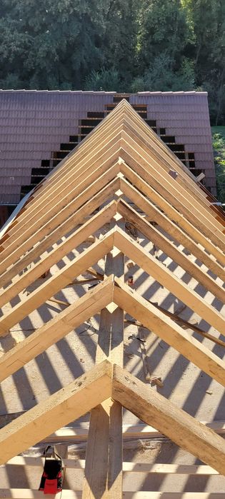 Renovări spatii interioare și exterioare cat și colaborari ??.