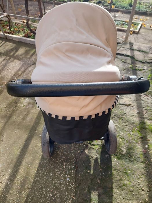 Детска количка 3в1 има столче за кола