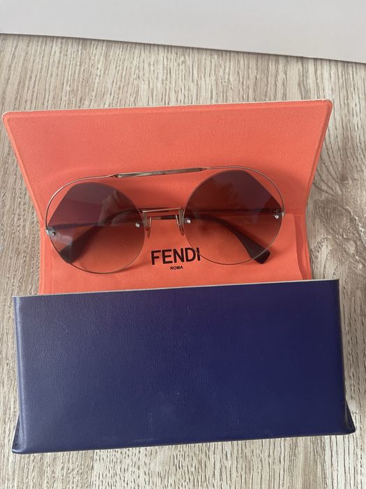 Слънчеви очила Fendi