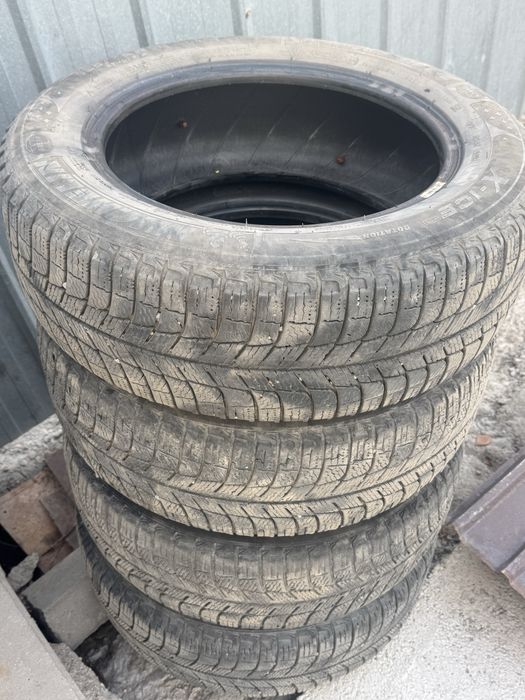 Шины зимные б/у.