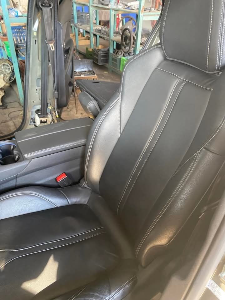 Peugeot 3008 1.0 benz 2020 г на части