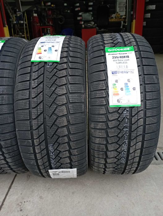 Anvelope Goodride 235/40/18 Noi De Iarna