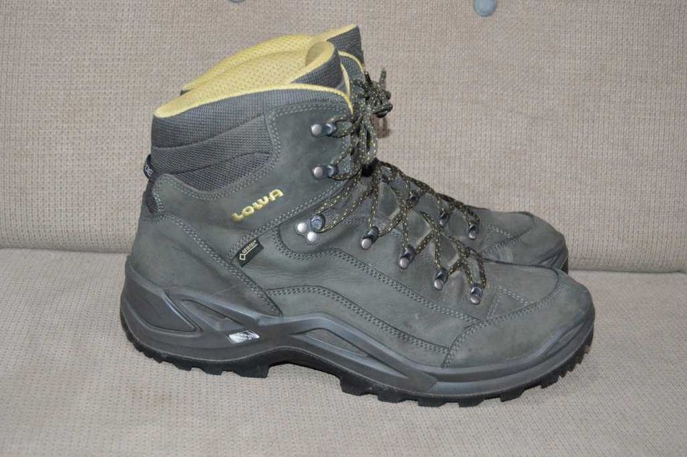 Ghete bocanci piele Lowa Renegade 48.5 Gore-tex Vibram