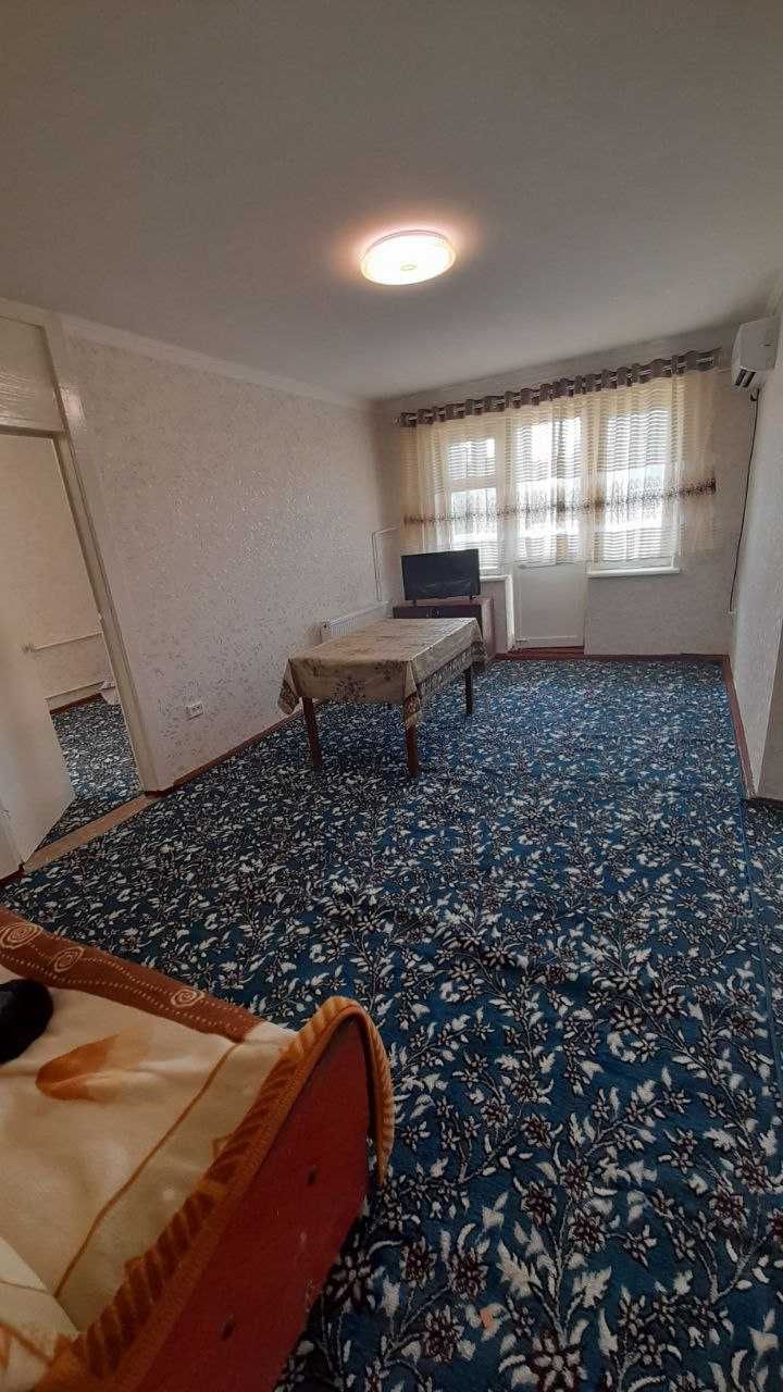 Фрунзиский 2 хонали квартира ижарага берилади.ID: 1239
