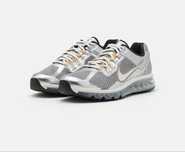 Adidasi Nike Air Max 2013